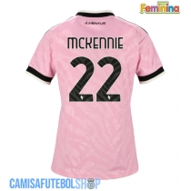 Camisa de time de futebol Juventus Weston McKennie #22 Replicas 2º Equipamento Feminina 2026-27 Manga Curta